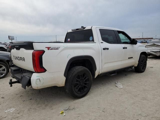 2023 Toyota Tundra Crewmax SR