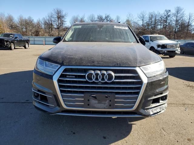 2019 Audi Q7 Premium Plus