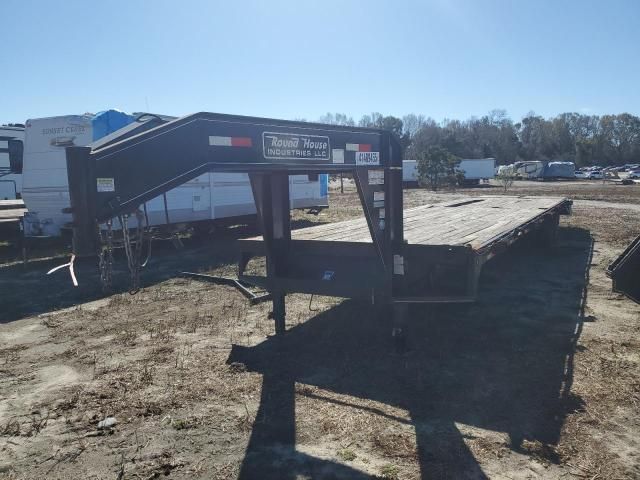 2021 Other 2021 Round House 40' Gooseneck