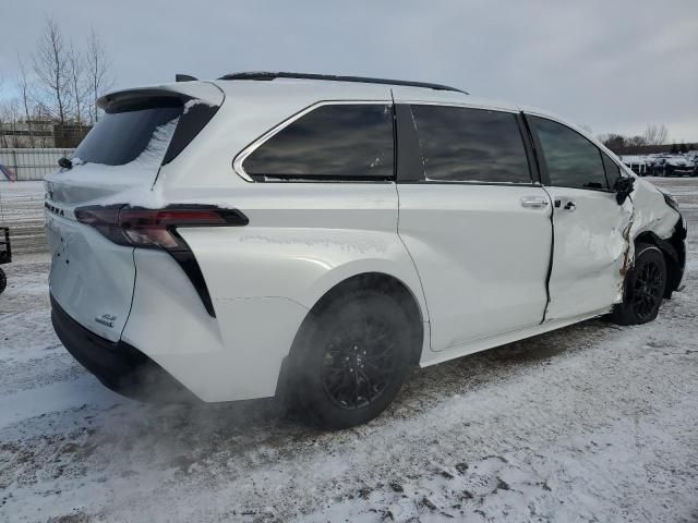 2024 Toyota Sienna LE/XLE