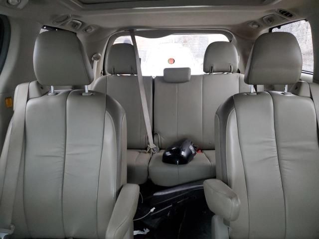 2011 Toyota Sienna XLE