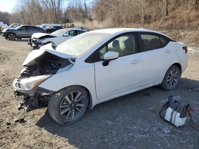 2022 Nissan Versa SV