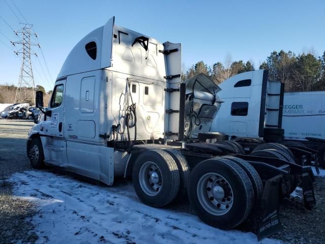 2015 Freightliner Cascadia 125
