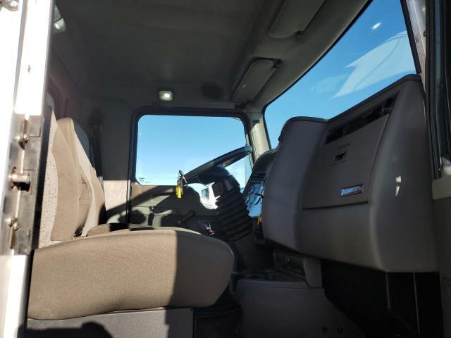 2018 Kenworth Construction T270