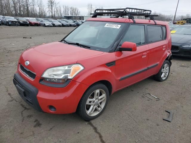 2010 KIA Soul +