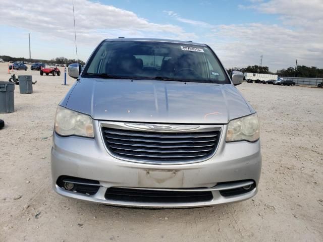 2012 Chrysler Town & Country Touring L