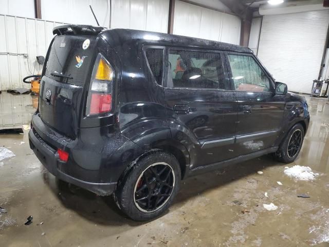 2010 KIA Soul +