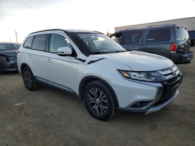 2016 Mitsubishi Outlander SE