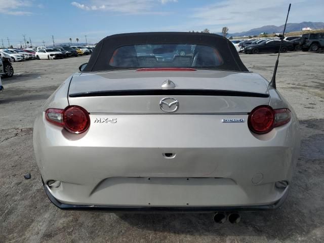 2023 Mazda MX-5 Miata Club