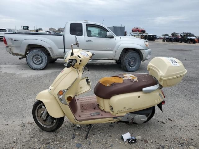 2014 Kymco Usa Inc Like 200I