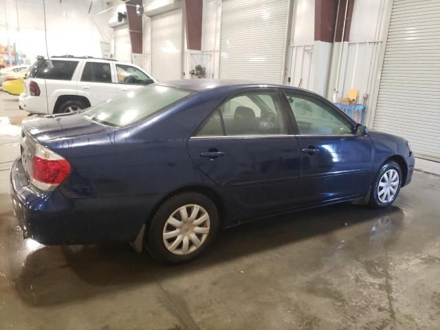 2005 Toyota Camry LE