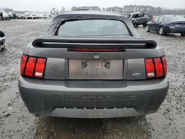 2004 Ford Mustang