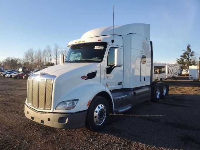 2018 Peterbilt 579