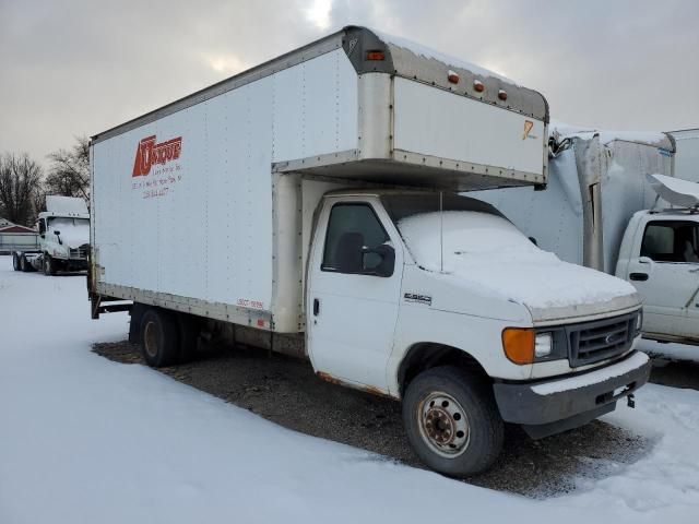 2006 Ford Econoline E350 Super Duty Cutaway Van