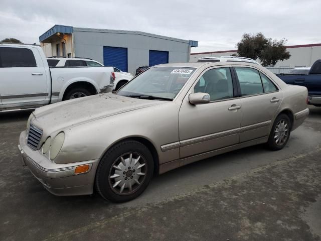 2000 Mercedes-Benz E 320