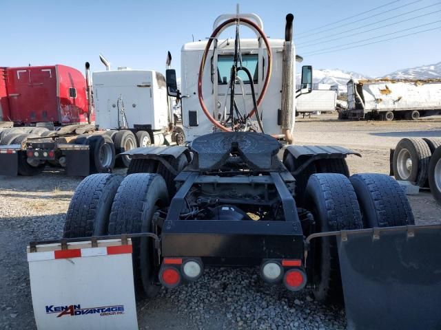 2016 Peterbilt 579