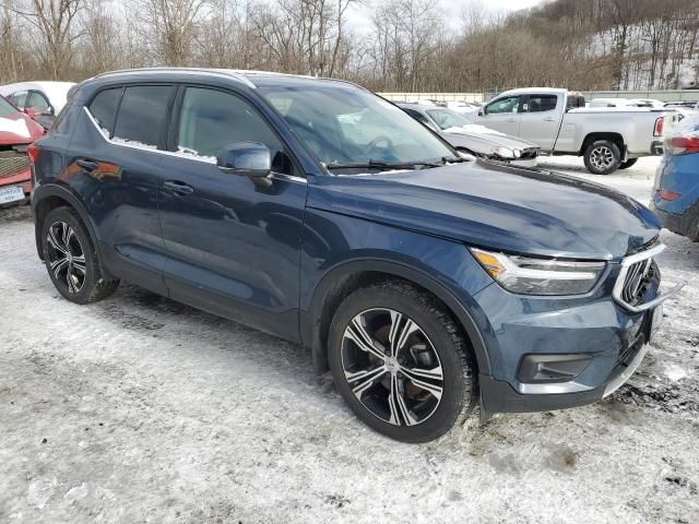 2022 Volvo XC40 T5 Inscription