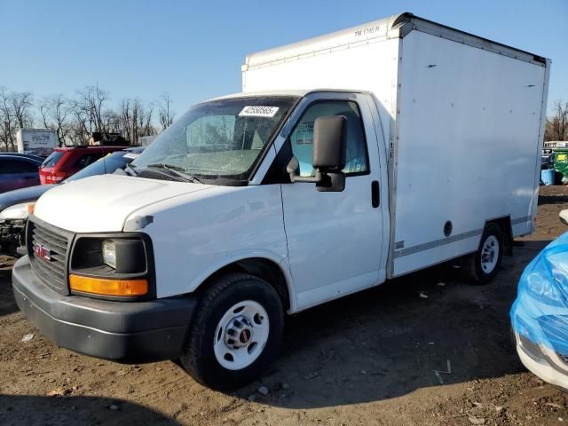 2011 GMC Savana Cutaway G3500