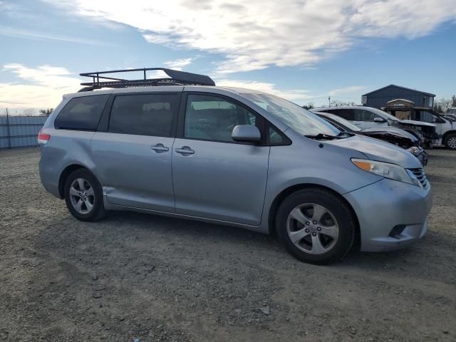 2014 Toyota Sienna LE