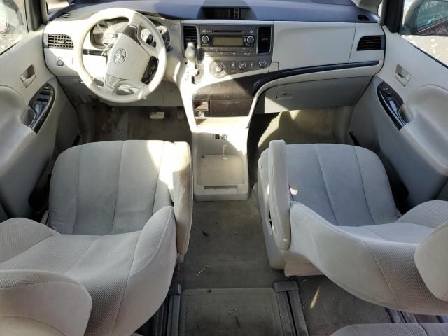 2012 Toyota Sienna