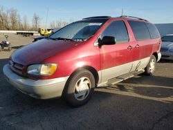 Toyota Vehiculos salvage en venta: 1998 Toyota Sienna LE