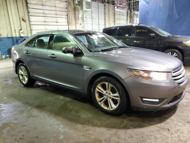 2014 Ford Taurus SEL