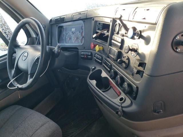 2015 Freightliner Cascadia 125