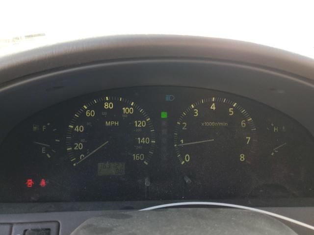 2000 Infiniti I30