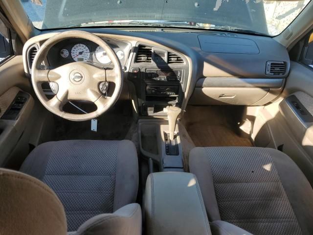 2004 Nissan Pathfinder LE