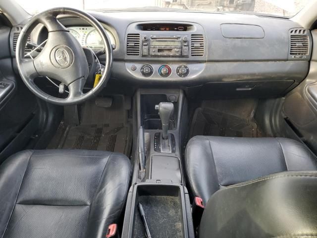 2004 Toyota Camry SE