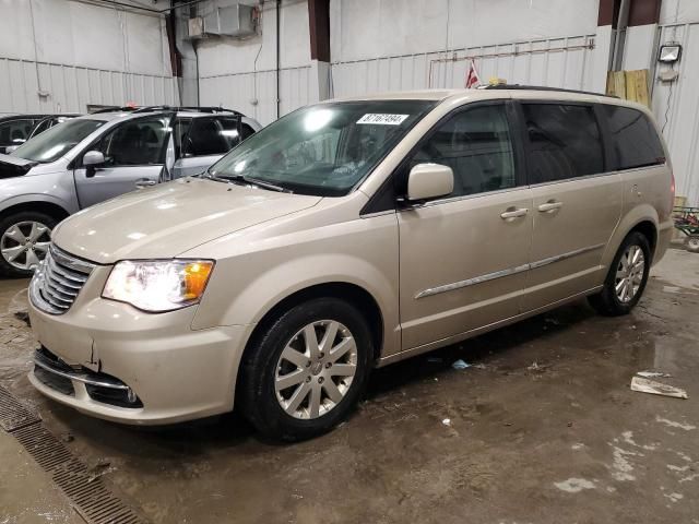 2016 Chrysler Town & Country Touring