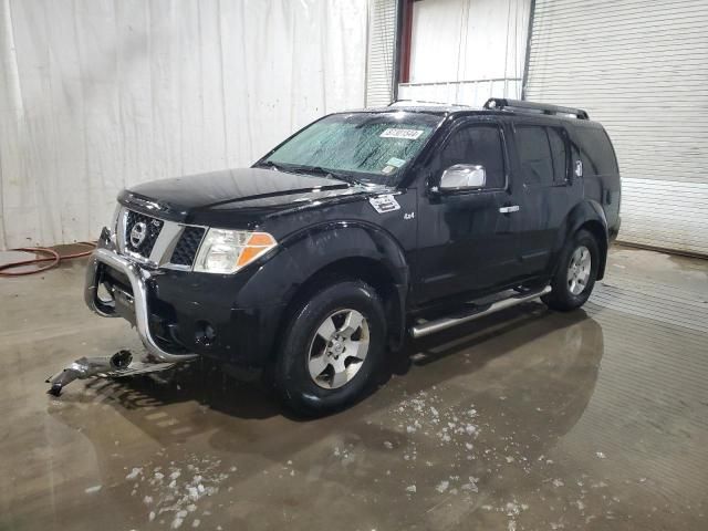 2005 Nissan Pathfinder LE