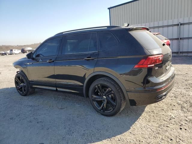 2024 Volkswagen Tiguan SE R-LINE Black