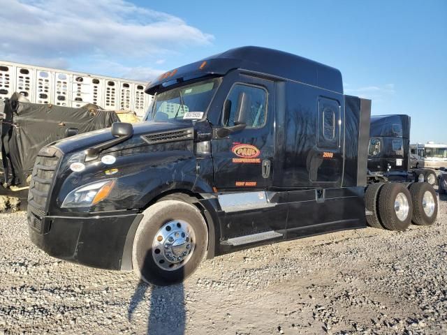 2025 Freightliner Cascadia 126
