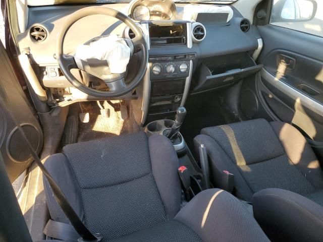 2004 Scion XA