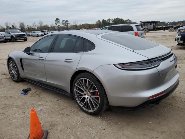 2022 Porsche Panamera GTS