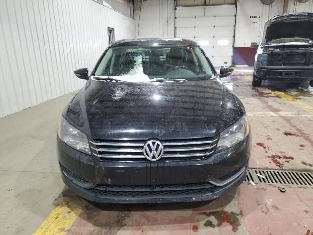 2012 Volkswagen Passat SE