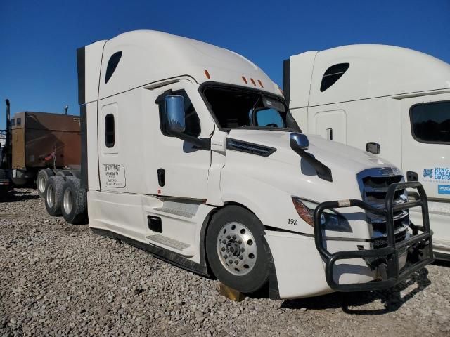 2024 Freightliner Cascadia 126