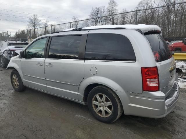 2010 Chrysler Town & Country Touring Plus