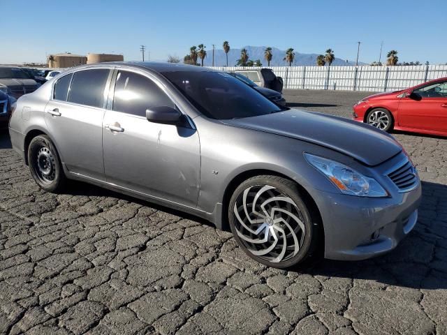 2015 Infiniti Q40