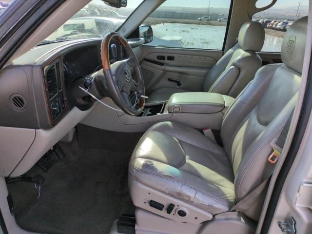 2004 Cadillac Escalade Luxury