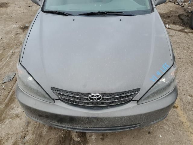 2004 Toyota Camry LE