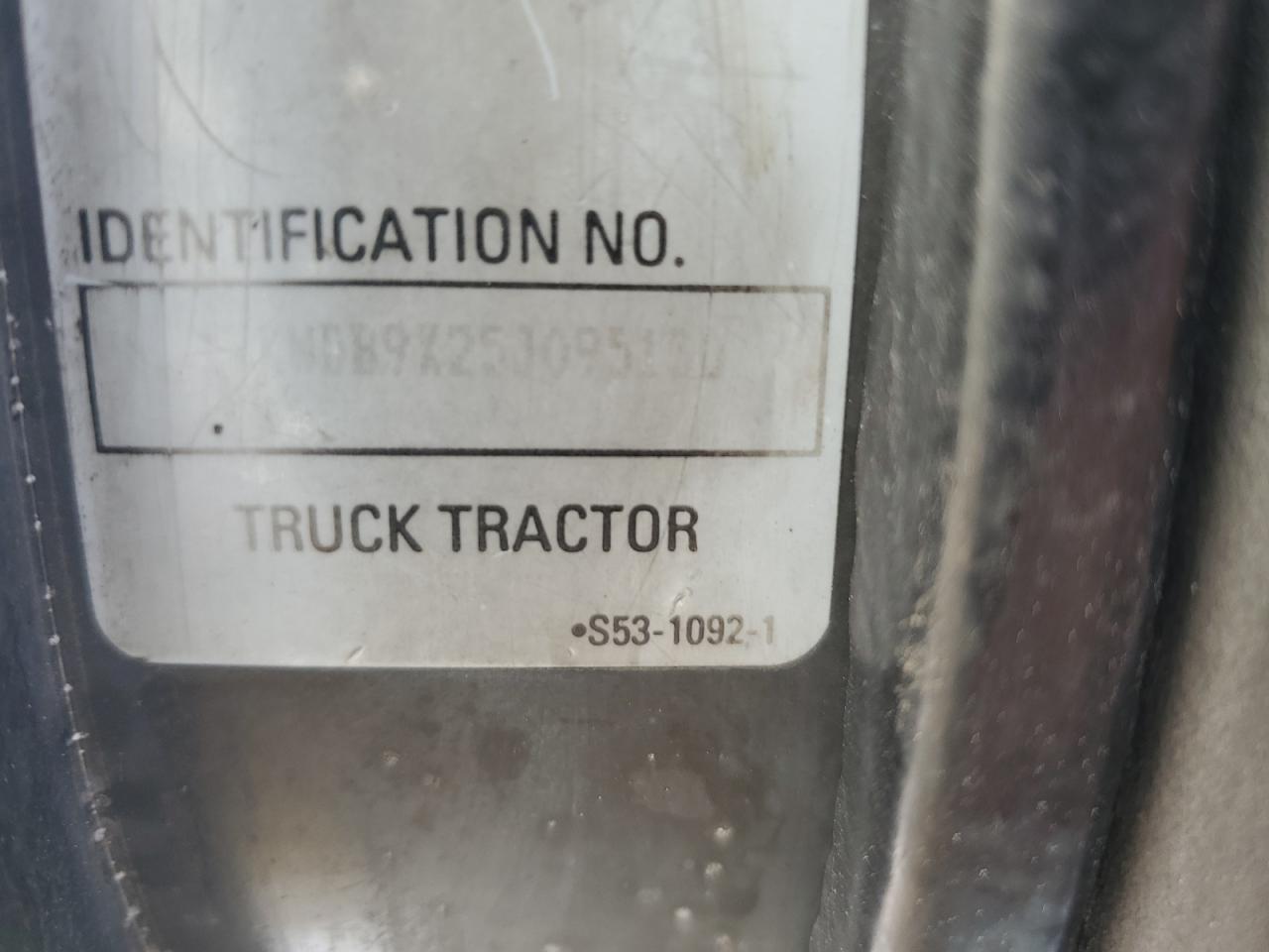 2005 Kenworth Construction W900