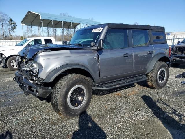 2021 Ford Bronco Base