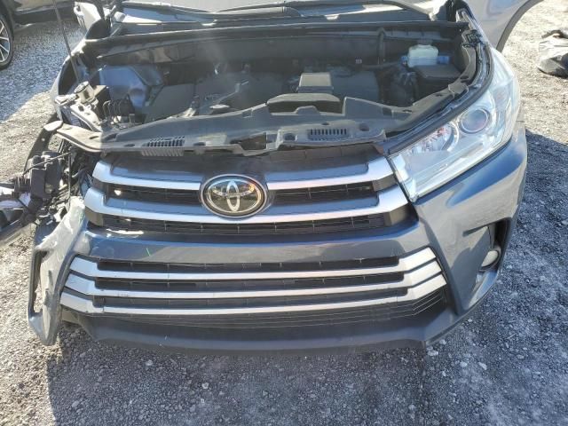 2018 Toyota Highlander SE