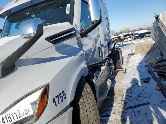 2023 Freightliner Cascadia 126