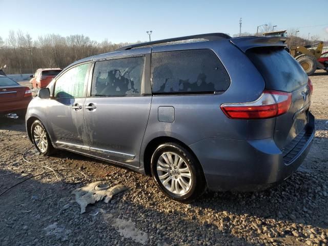 2015 Toyota Sienna XLE