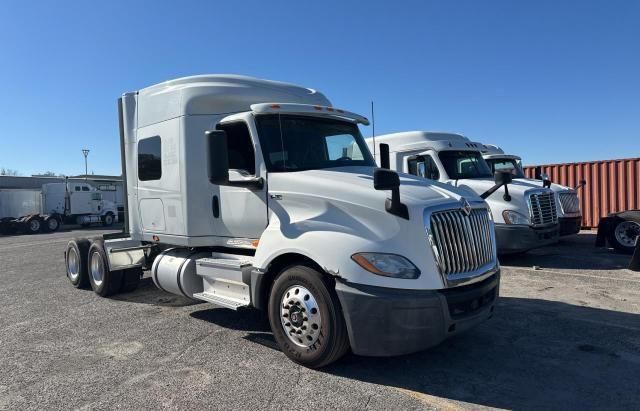 2018 International LT625