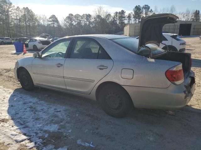 2005 Toyota Camry LE