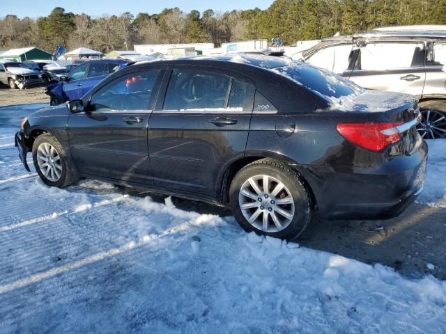 2013 Chrysler 200 Touring